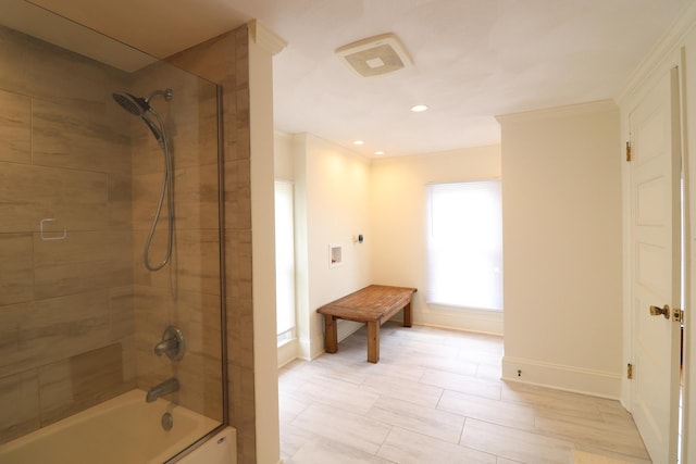 4977 N Mount Vernon Rd, Forreston, IL 61030 - bathroom with baseboards, enclosed tub / shower combo, and recessed lighting