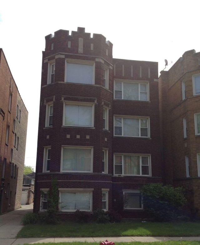 7965 S Phillips Ave, Chicago, IL 60617 - photo 3
