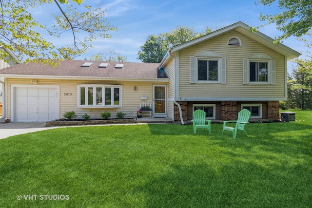 5801 Charleston Ct, Hanover Park, IL 60133 - photo 1