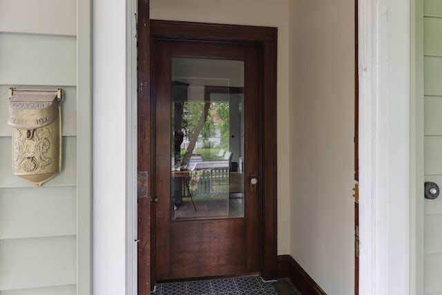 2013 E Taylor St, Bloomington, IL 61701 - view of hallway