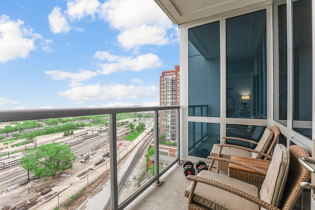 1629 S Prairie Ave Unit 1503, Chicago, IL 60616 - balcony featuring a view of city