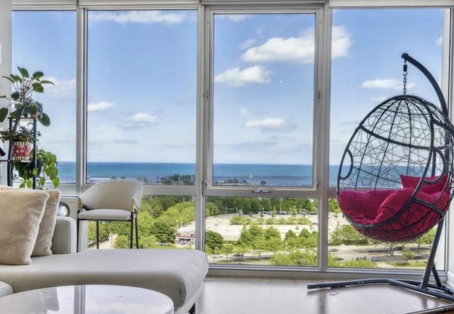 1629 S Prairie Ave Unit 1503, Chicago, IL 60616 - sunroom featuring a water view