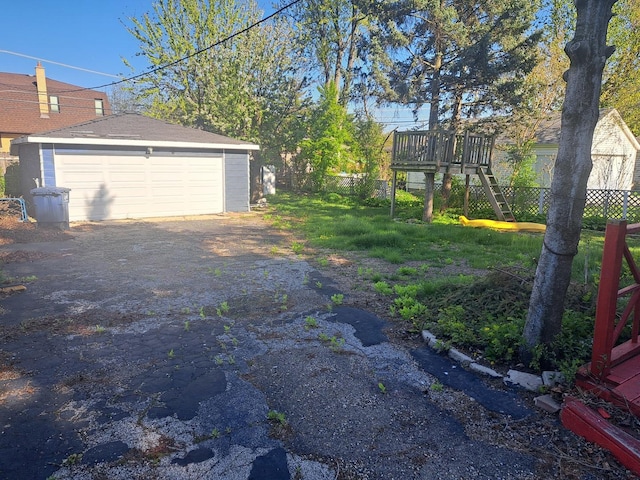 933 Mason Ln, Des Plaines, IL 60016 - view of yard with an outdoor structure and a garage