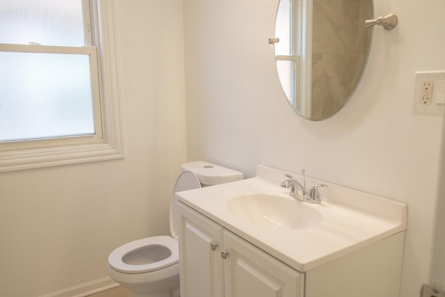 2702 N 76th Ave, Elmwood Park, IL 60707 - half bath featuring toilet and vanity