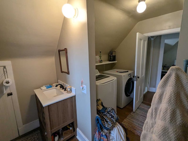 1215 3rd St, Moline, IL 61265 - laundry room featuring washer and clothes dryer and baseboards