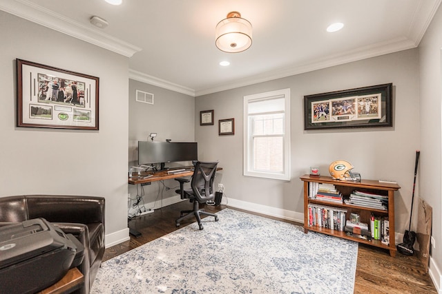 732 S Mitchell Ave, Elmhurst, IL 60126 - office area featuring baseboards, crown molding, wood finished floors, and recessed lighting