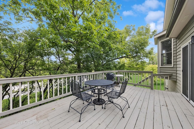 841 Bonnie Brae Ln, Bolingbrook, IL 60440 - wooden terrace featuring outdoor dining area