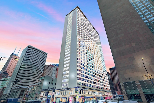 535 N Michigan Ave Unit 1009, Chicago, IL 60611 - view of property at dusk