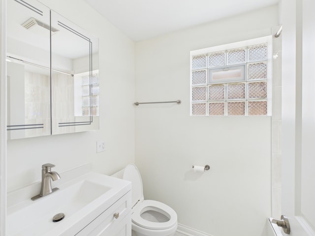 3455 W 115th St, Chicago, IL 60655 - bathroom with vanity and toilet