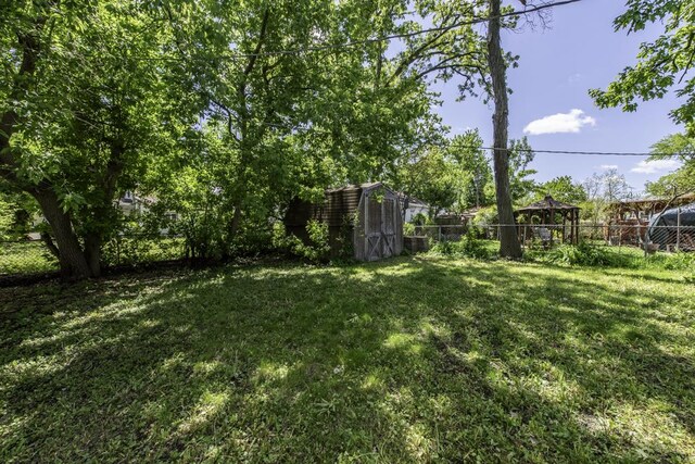 1525 Grove Dr, Round Lake Beach, IL 60073 - view of yard
