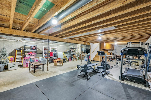 956 E Orleans St, Paxton, IL 60957 - view of exercise room