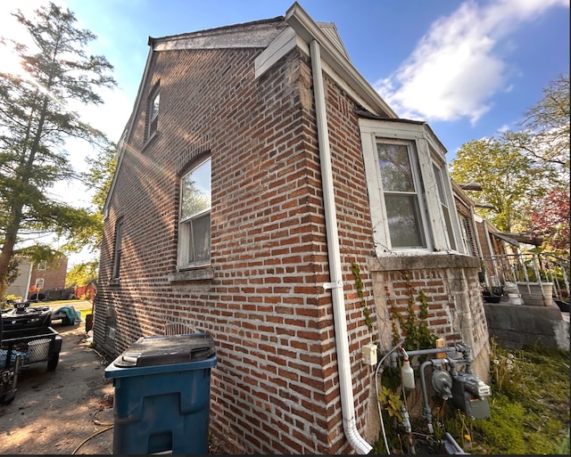 618 Emerald Ave, Chicago Heights, IL 60411 - view of side of home featuring brick siding