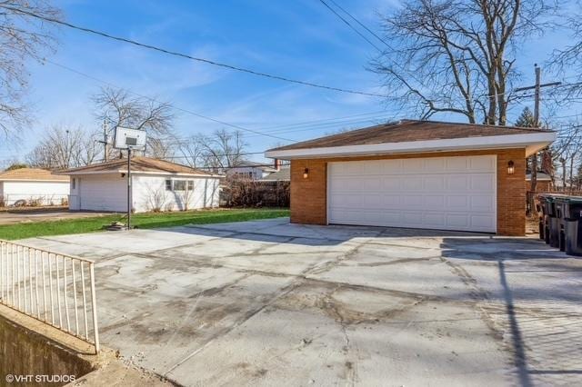 16361 Greenwood Ave, South Holland, IL 60473 - view of detached garage