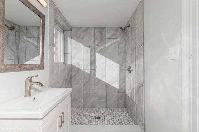 16361 Greenwood Ave, South Holland, IL 60473 - bathroom featuring a shower stall and vanity