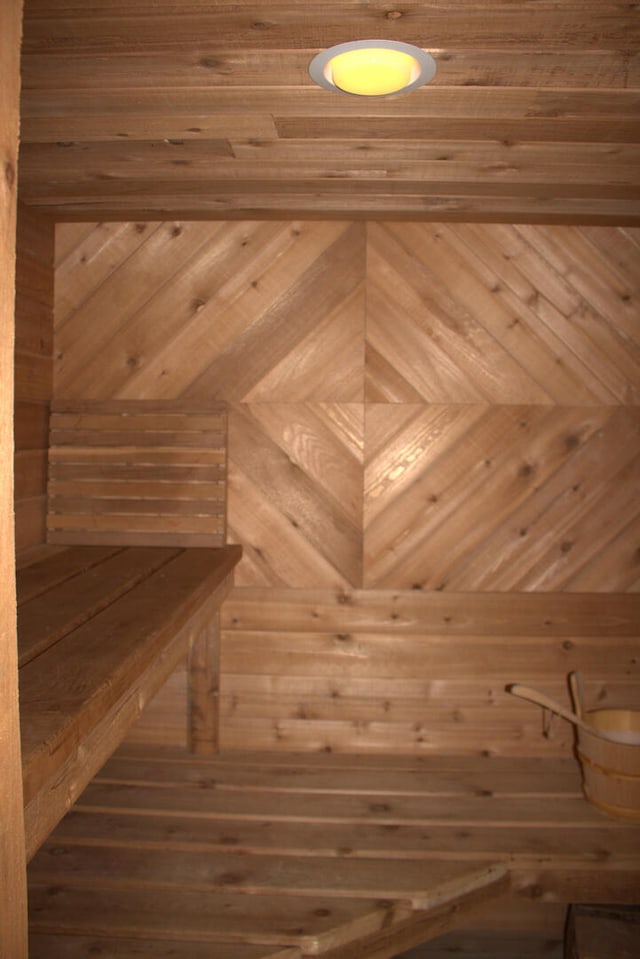 10348 Woburn Ct, Orland Park, IL 60462 - view of relaxing sauna / steam room