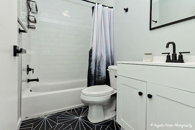 638 Dordan Ct, Gurnee, IL 60031 - bathroom featuring toilet, vanity, shower / tub combo with curtain, and tile patterned flooring