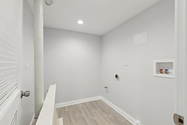 8019 S Bishop St, Chicago, IL 60620 - washroom featuring washer hookup, gas dryer hookup, baseboards, wood finish floors, and recessed lighting