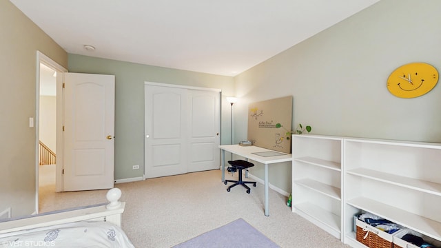 296 Huron St, Vernon Hills, IL 60061 - carpeted office space featuring baseboards
