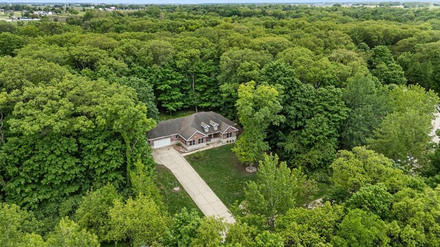 1912 Indian Trl, Kankakee, IL 60901 - view of subject property featuring a forest