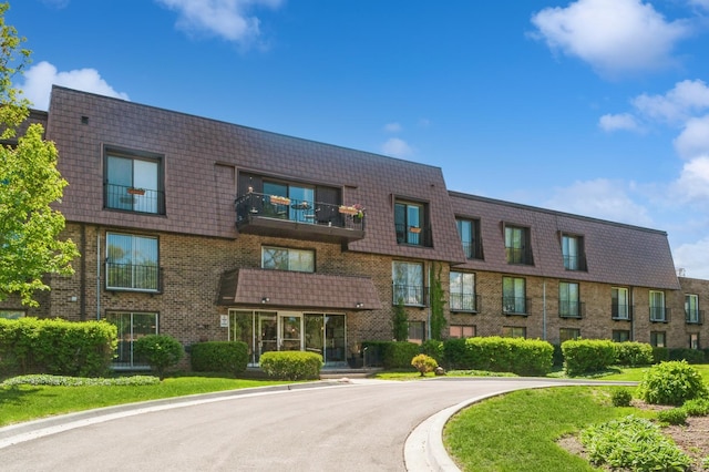 3950 Dundee Rd Unit 101, Northbrook, IL 60062 - view of building exterior
