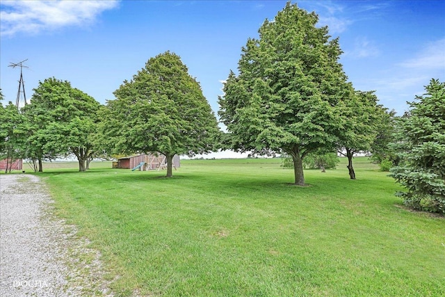 32900 N 2000 E Rd, Dwight, IL 60420 - view of green lawn
