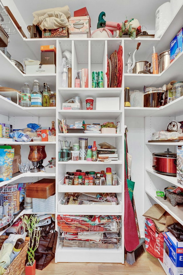 2862 N Paulina St, Chicago, IL 60657 - view of pantry