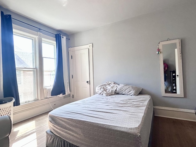 252 Jefferson Ave, Elgin, IL 60120 - bedroom featuring wood finished floors and baseboards
