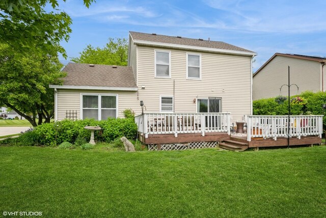 524 Crown Point Dr, Buffalo Grove, IL 60089 - back of house featuring a yard, a deck, and roof with shingles