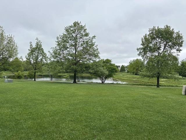 6 Marigold Ln, Algonquin, IL 60102 - view of grassy yard featuring a water view