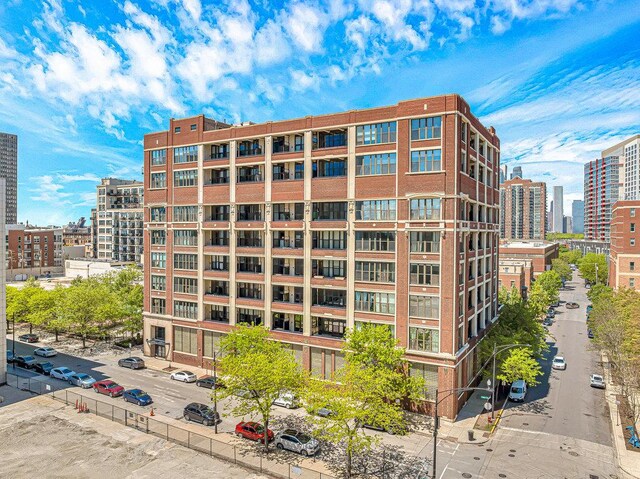 320 E 21st St Unit 412, Chicago, IL 60616 - view of apartment building / complex with a city view