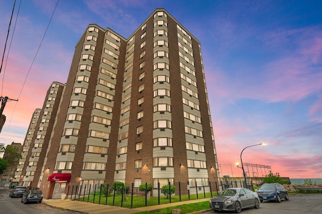 7337 S S Shore Dr Unit 712, Chicago, IL 60649 - view of building exterior