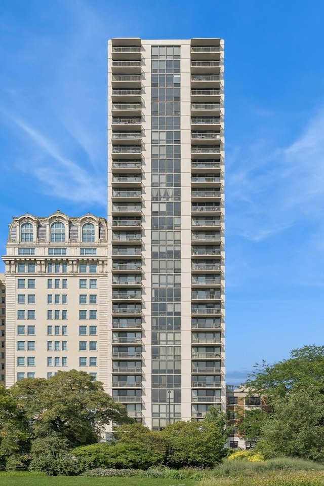 2314 N Lincoln Park W Unit 11S, Chicago, IL 60614 - view of building exterior