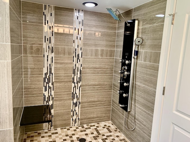 5009 W 79th Pl, Burbank, IL 60459 - bathroom with a tile shower