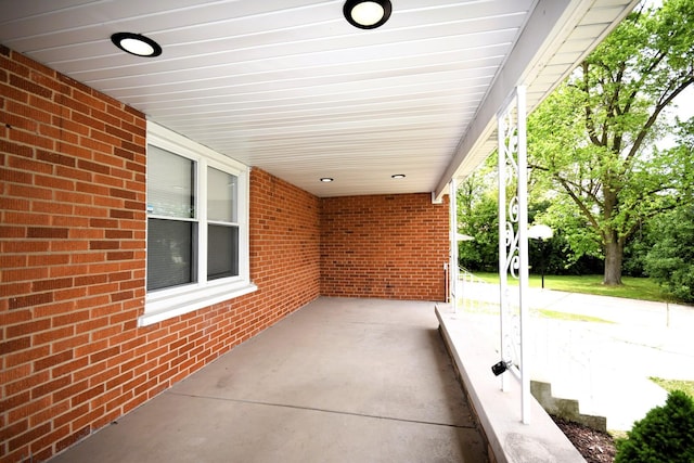 5009 W 79th Pl, Burbank, IL 60459 - view of patio / terrace