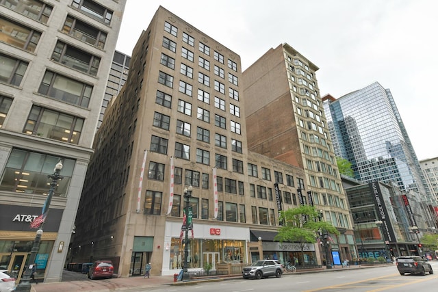 20 N State St Unit 805, Chicago, IL 60602 - view of building exterior