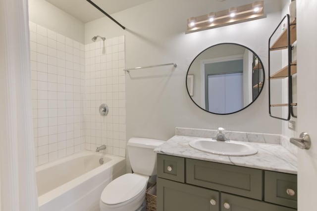 20 N State St Unit 805, Chicago, IL 60602 - bathroom with toilet, vanity, and shower / tub combo