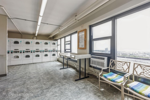6700 S S Shore Dr Unit 5E, Chicago, IL 60649 - sunroom / solarium with stacked washer / drying machine and cooling unit