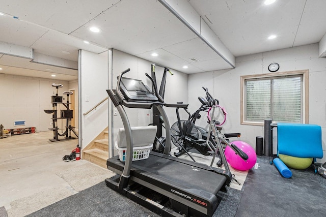 1885 W Greenleaf Ct, Round Lake, IL 60073 - exercise area with recessed lighting