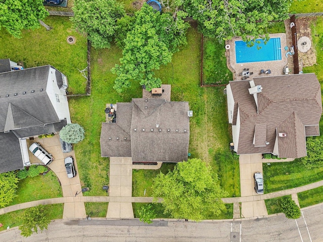 1885 W Greenleaf Ct, Round Lake, IL 60073 - bird's eye view of a pool area
