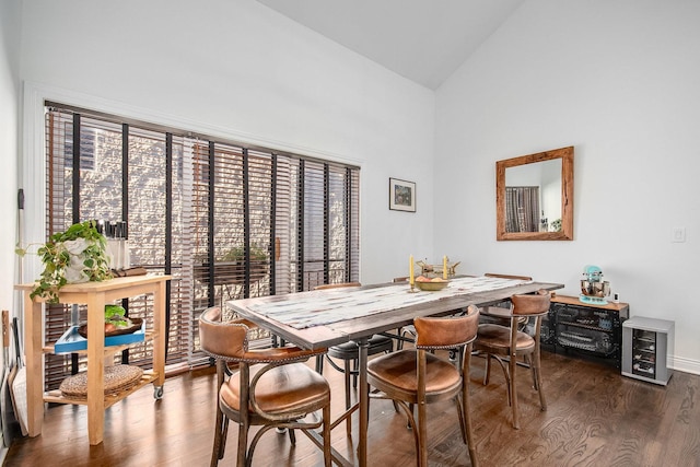 930 W Cuyler Ave Unit 3W, Chicago, IL 60613 - dining area with wood finished floors, high vaulted ceiling, and beverage cooler