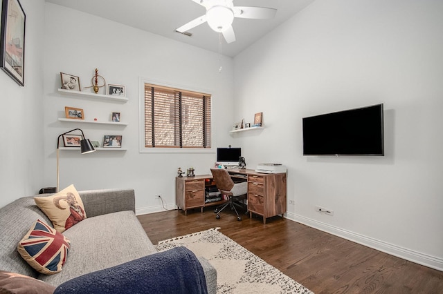 930 W Cuyler Ave Unit 3W, Chicago, IL 60613 - home office with dark wood-style floors and ceiling fan