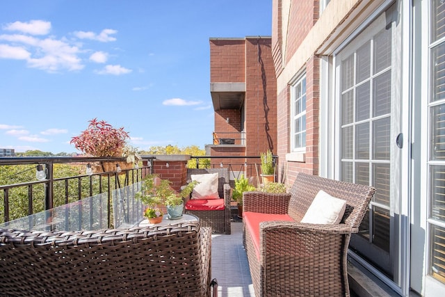 930 W Cuyler Ave Unit 3W, Chicago, IL 60613 - view of balcony