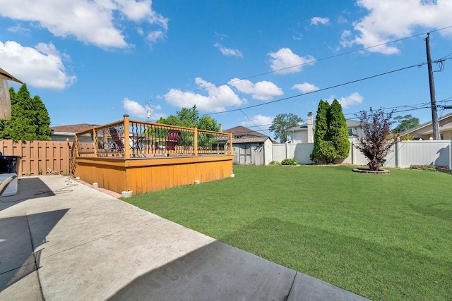 5640 W 82nd Pl, Burbank, IL 60459 - view of yard featuring a deck and a patio