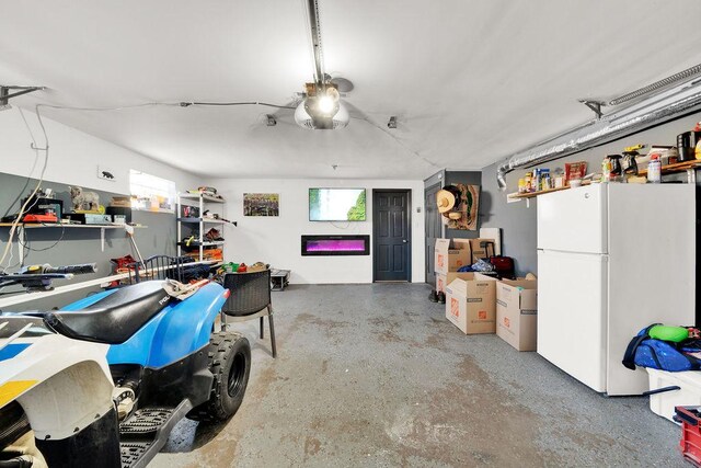 5640 W 82nd Pl, Burbank, IL 60459 - garage with freestanding refrigerator