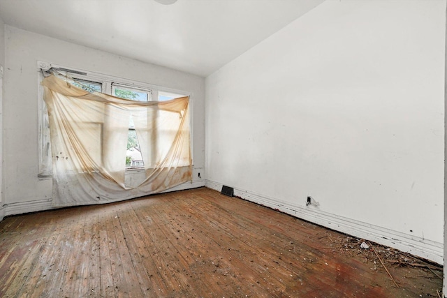 6146 S Morgan St, Chicago, IL 60621 - unfurnished room with hardwood / wood-style flooring and lofted ceiling