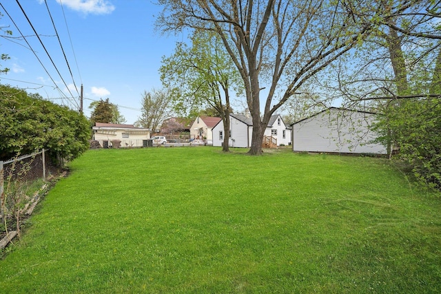 1326 N Poplar Ave, Round Lake Beach, IL 60073 - view of yard