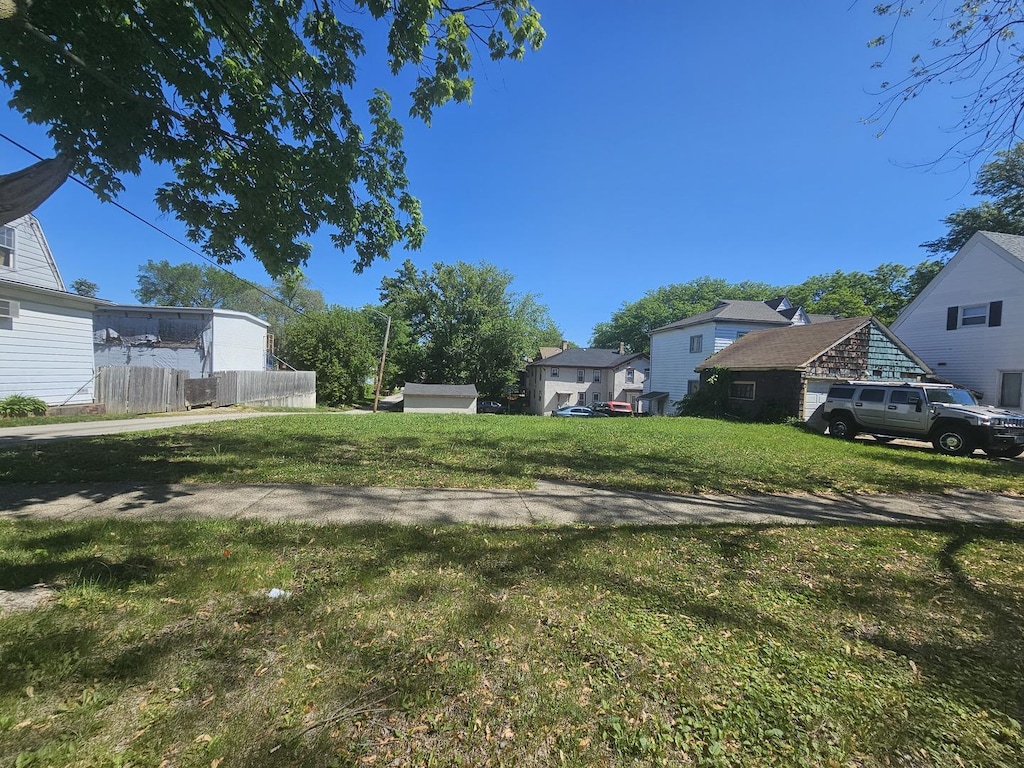 409 Reynolds St, Rockford, IL 61103