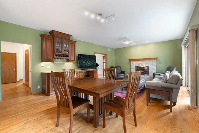689 S Parkside Ave, Elmhurst, IL 60126 - photo 13