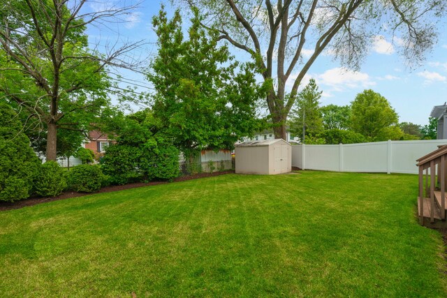 689 S Parkside Ave, Elmhurst, IL 60126 - photo 25