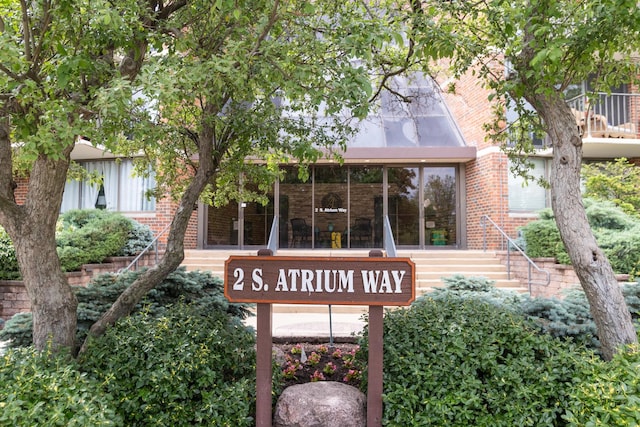 2 S Atrium Way Unit 208, Elmhurst, IL 60126 - view of community / neighborhood sign